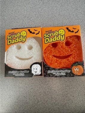 2 New Scrub Daddy Special Edition Halloween Fall Orange Pumpkin & White Ghost